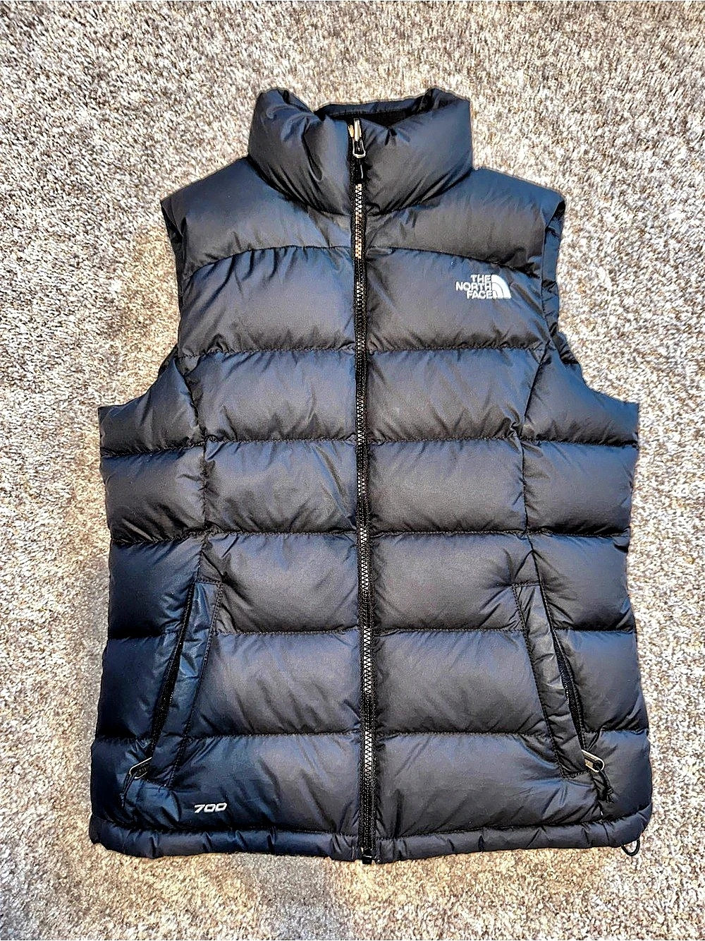 The North Face 700 Fill Down Puffer Vest Women’s Small Black Sporty REPAIRED